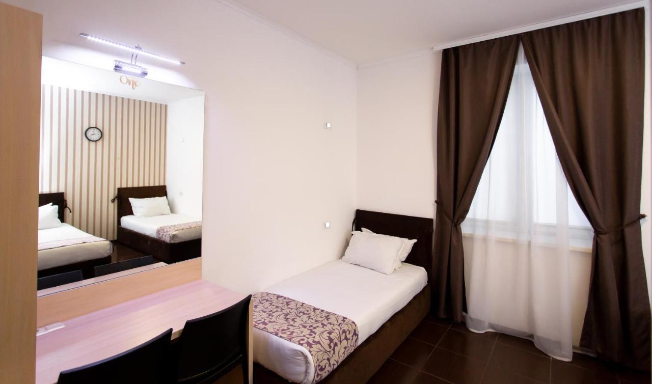 Hotel One Umanʼ Esterno foto