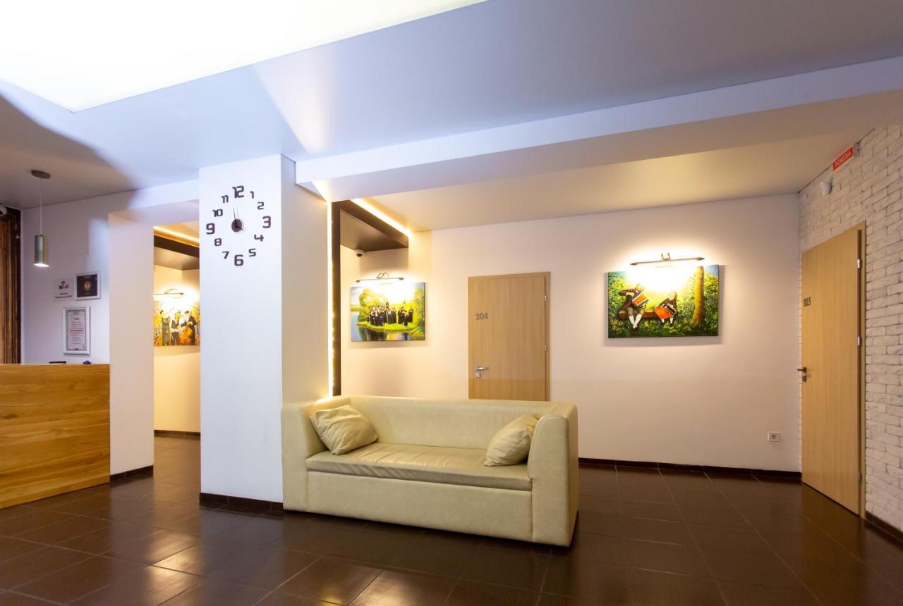 Hotel One Umanʼ Esterno foto